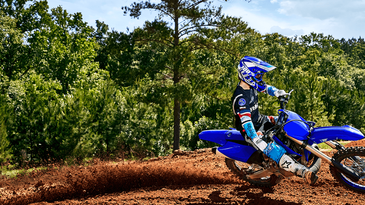 2023_YZ250_DPBSE_USA_ACT_1249_01